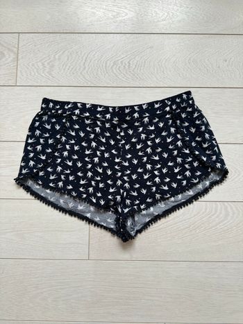 Short de nuit Kiabi motifs oiseaux bleu marine et blanc