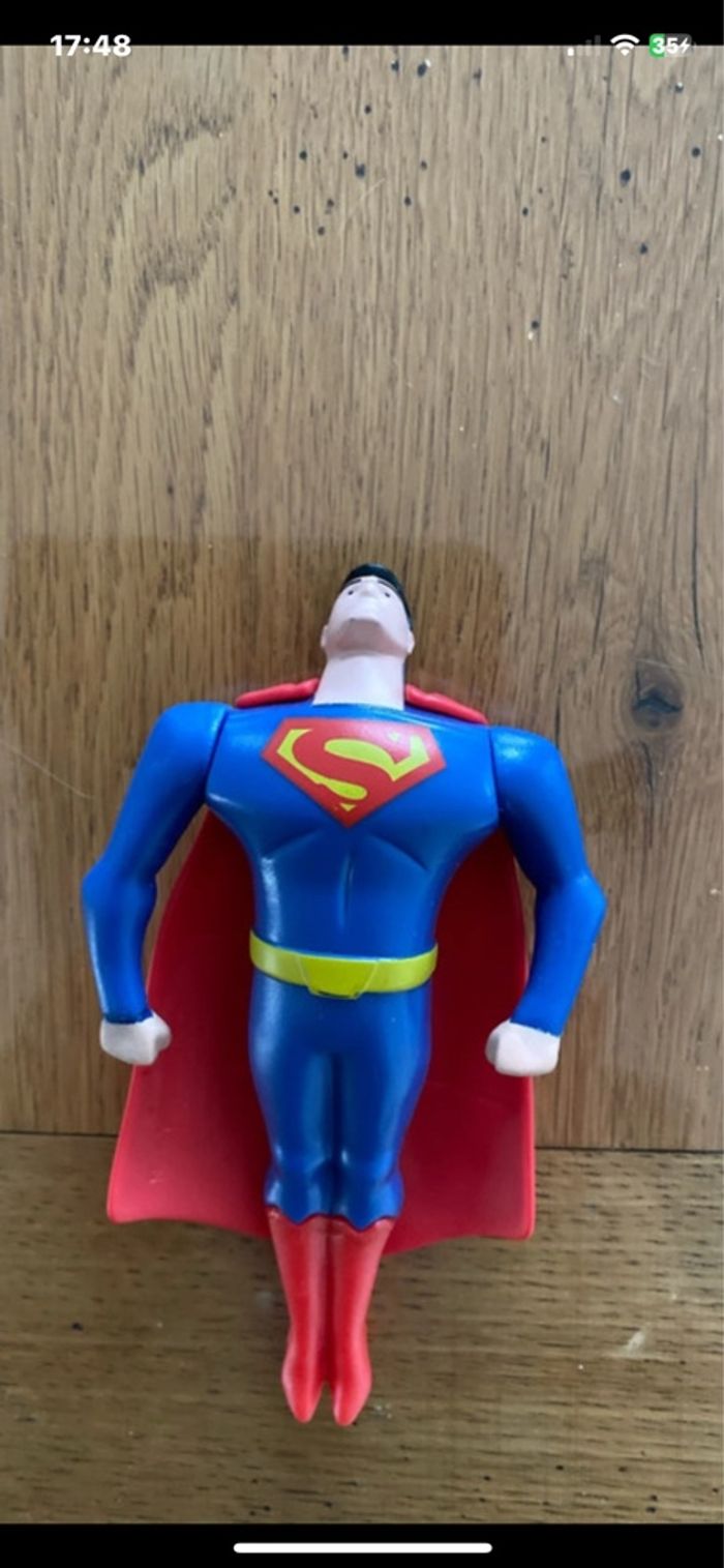 Figurine superman