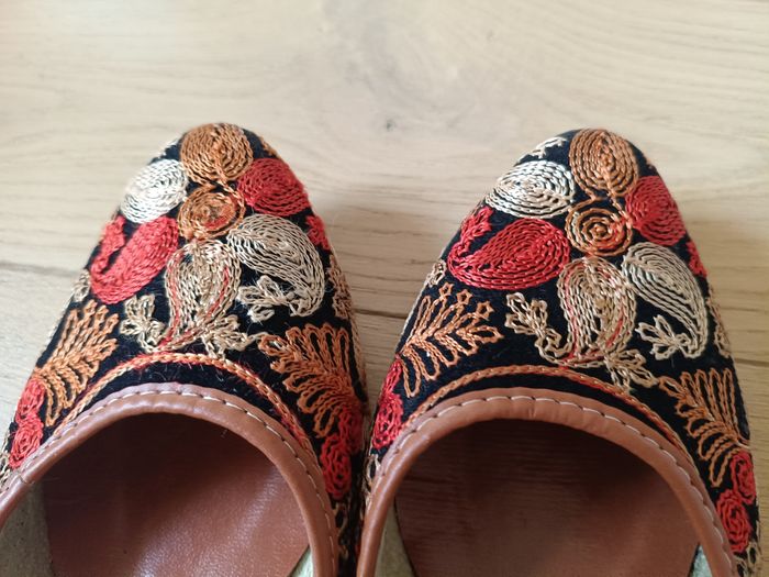 Ballerines indiennes - photo numéro 3