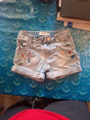 Short catimini 3 ans 98 cm