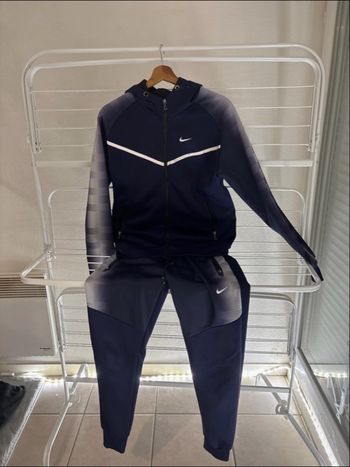 Ensemble survêtement Nike 