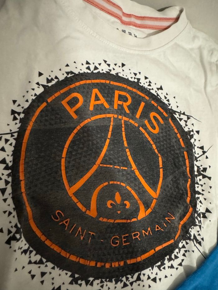 đ Lot 10 t-shirts - taille 4 ans - garçon - multi marques - trĂšs bon Ă©tat - bon Ă©tat - satisfaisant - photo numĂ©ro 7