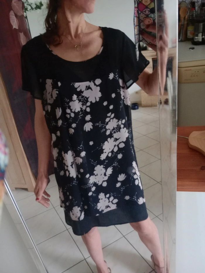 Robe été  46 type voile noir et greige c36 - photo numéro 2