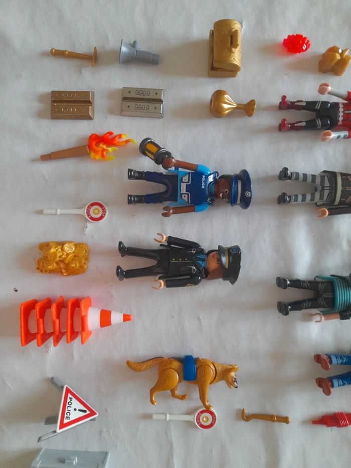 Lot playmobil policiers voleurs - photo numéro 3