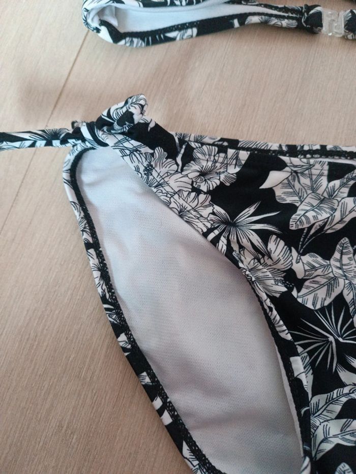 Maillot de bain noir et blanc 12 ans - photo numéro 2