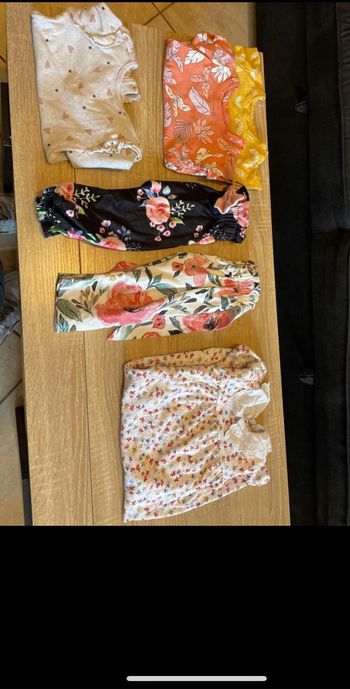 Lot de vêtements taille 9 MOIS