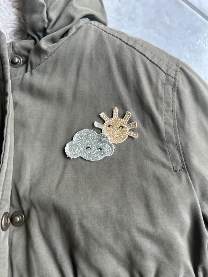 Veste kaki kiabi taille 24 mois - photo numéro 2