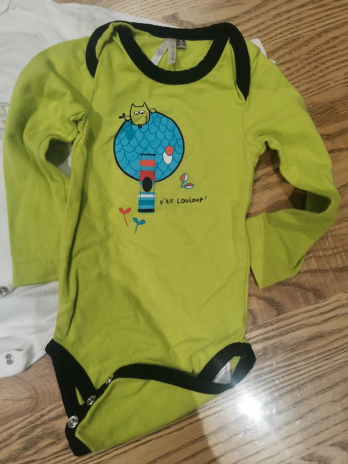 Lot de 6 bodies 6 mois - photo numéro 6