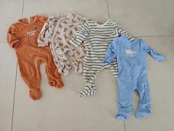 Lot de 4 pyjamas 3 mois
