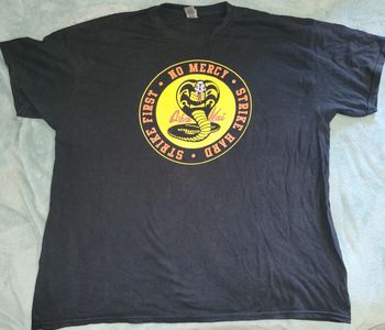 Tee-shirt imprimé Vintage Cobra Kaï - Karaté 👕 Gildan - Taille 2XL