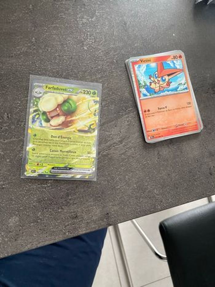 Lot de 100 cartes Pokémon EV10.5 Flamme Blanche Foudre Noire - photo numéro 2