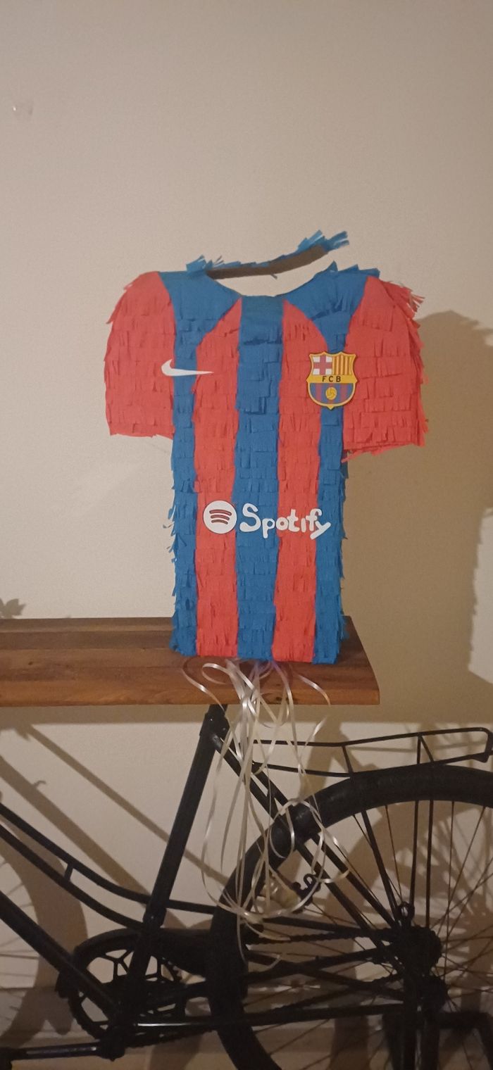 Pinatas enfants XL anniversaire foot Barca