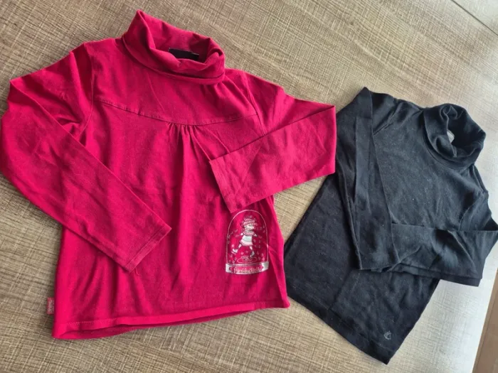 Lot T-shirts à col roulé 6 ans comme neufs