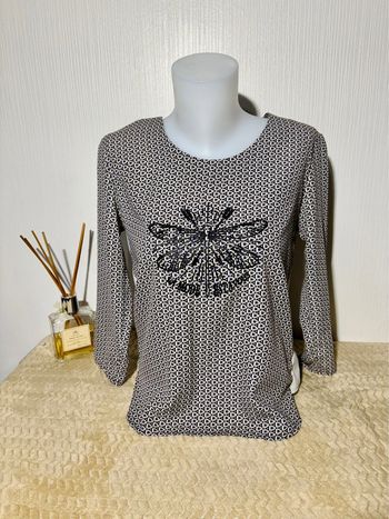 Blouse imprimée graphique “La Mode est à Vous” Taille 36 #BlouseFemme