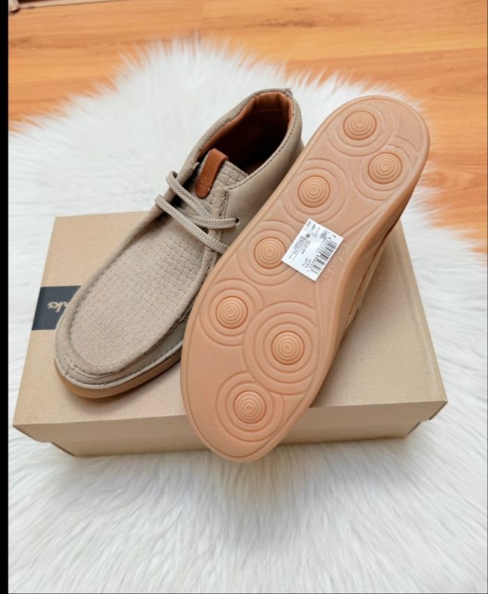 Chaussures Clarks Oakland Mid – Taille 39,5 – Cuir beige – Neuves avec boîte - photo numéro 5