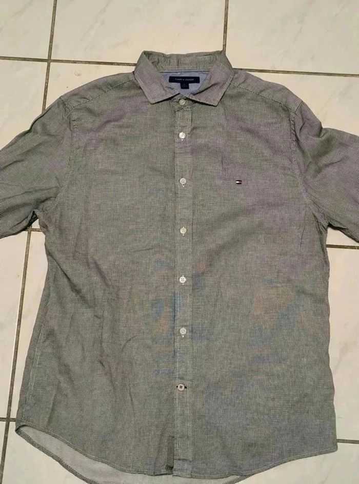 Chemise Tommy Hilfiger vintage Y2K à carreaux fins – Élégance intemporelle - photo numéro 5