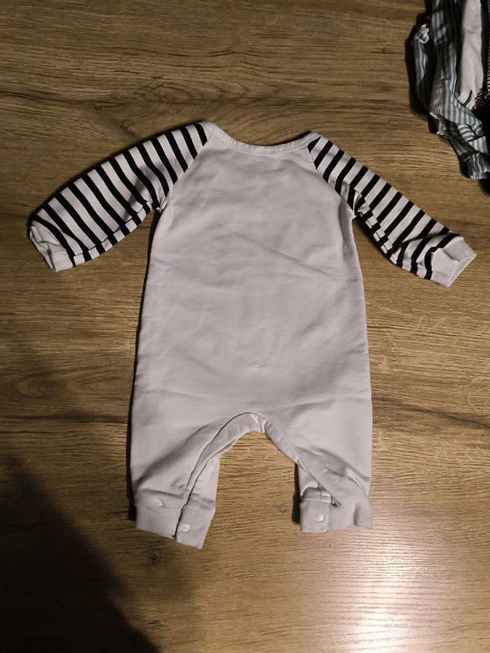 Body bébé - photo numéro 2