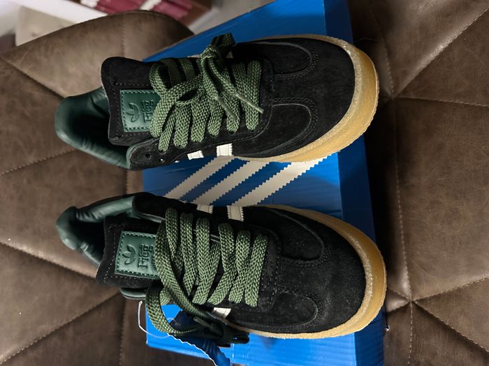 Basket neuve adidas pointure 38 - photo numéro 2