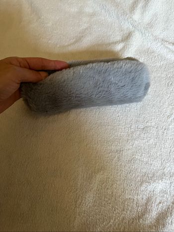 Trousse grise toute douce Neuf