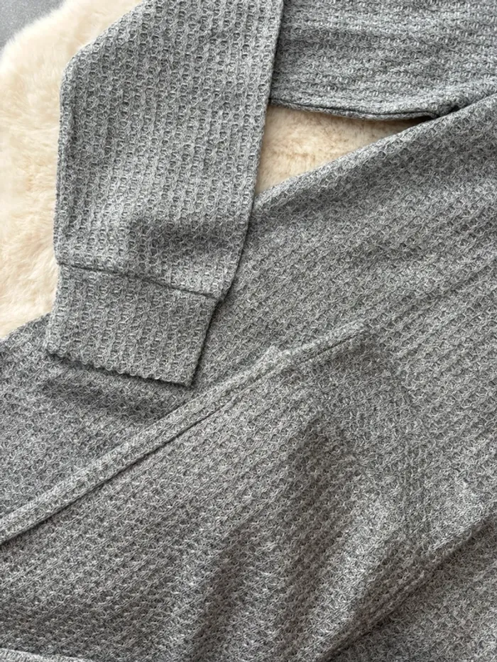 Ensemble gris - photo numéro 2