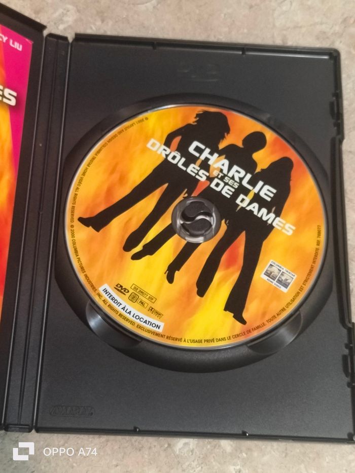 DVD 🧡 Charlie et ses drôles de dames - photo numéro 4