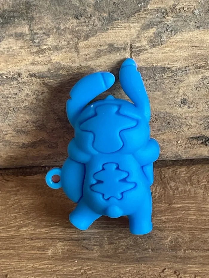 Figurine porte clé stitch - photo numéro 2