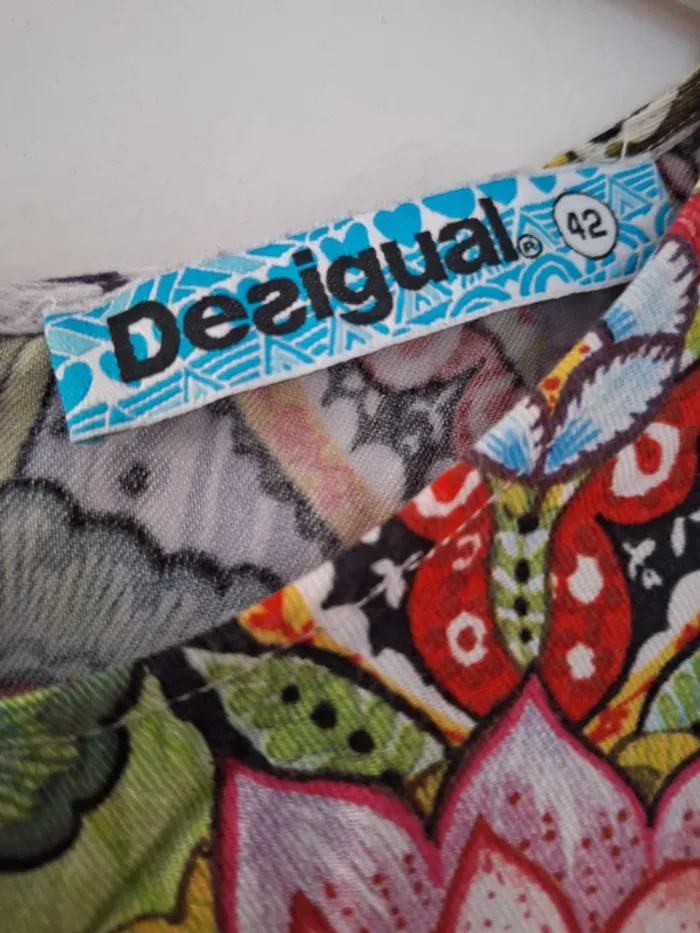 Robe d'été courte desigual - photo numéro 3