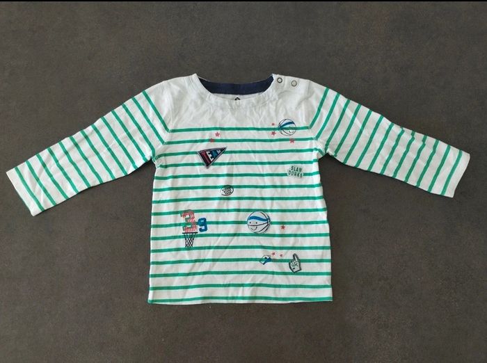 T-shirt rayé taille 18 mois