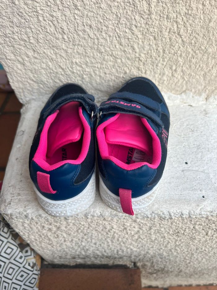 Paire de baskets fille pointure 27 marque Gamstar bon état - photo numéro 2