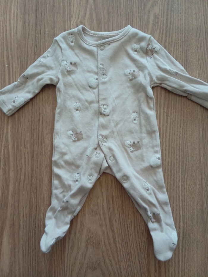 Pyjama primark 0-1 mois mixte