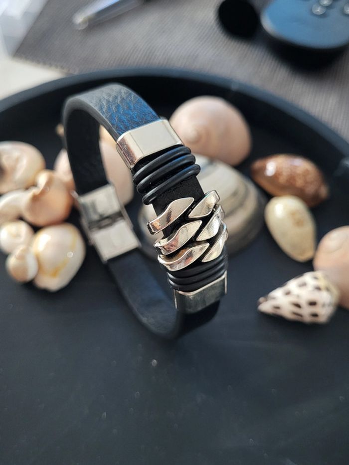 Bracelet Homme acier inoxydable noir et argent forme Longeur 21 cm