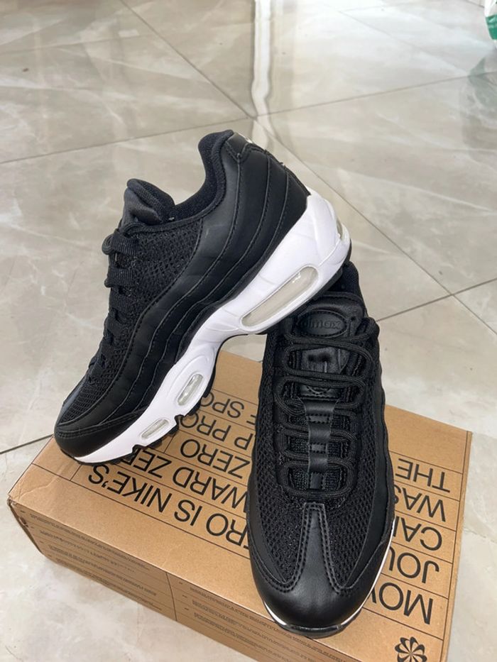 Nike Air Max 95 - photo numéro 5