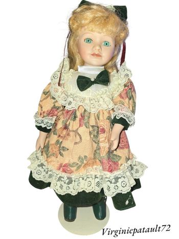 Poupée collection 31 cm