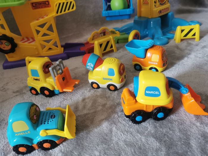 Tut tut bolide - photo numéro 2