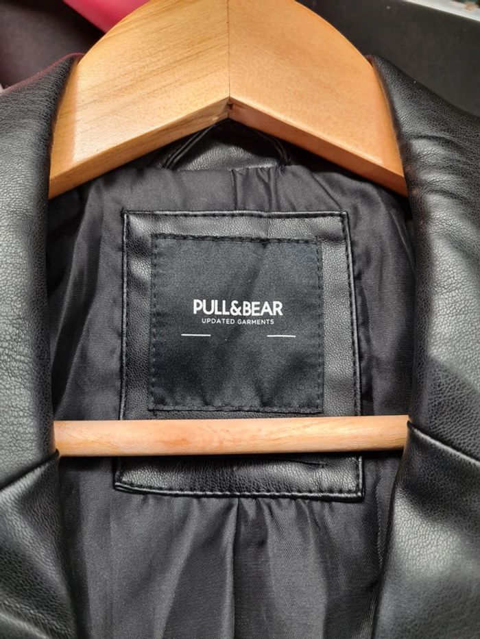 Veste simili cuir pull&bear - photo numéro 3