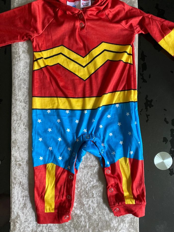 Déguisement justice league taille 6/9 mois neuf - photo numéro 3