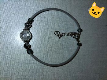 Bracelet gris