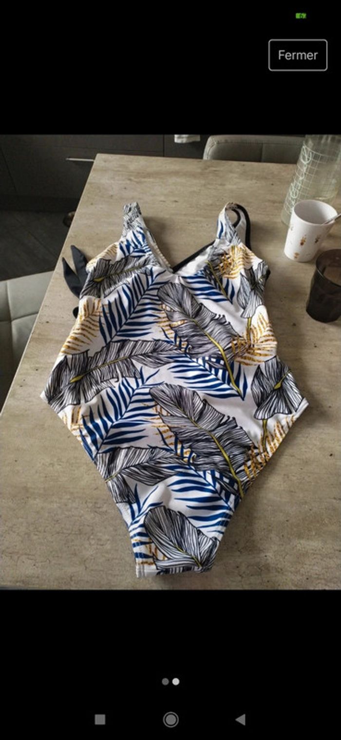 Maillot de bain neuf - taille 36 - photo numéro 2