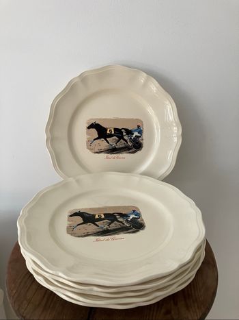 Bel ensemble de 6 assiettes plates-Idéal du Gazeau