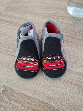 Chaussons à fermeture