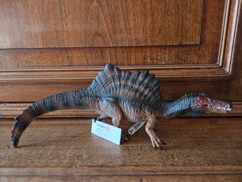 Grand spinosaure schleich neuf