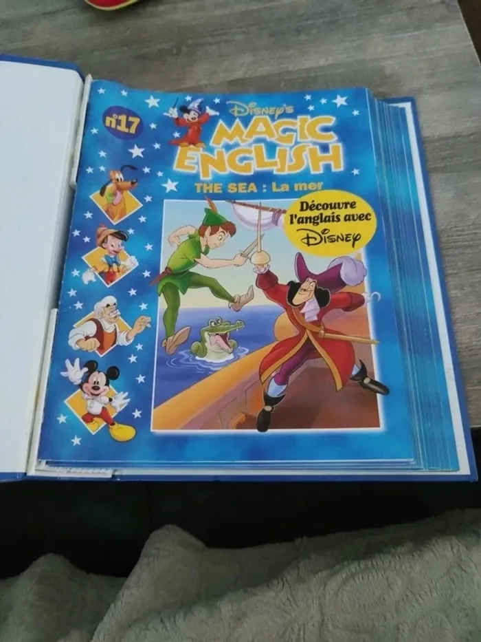 Classeurs magazines Disney - photo numéro 5
