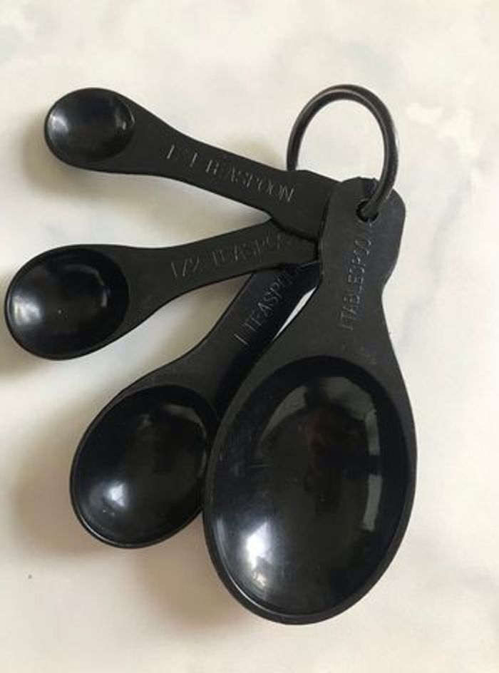 Cuillères doseuses et emporte pièce barbapapa - photo numéro 3