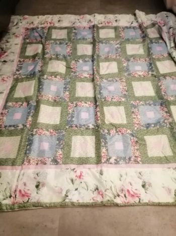 couvre lit 195 x 190 cm Damart