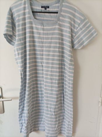 Robe manches courtes