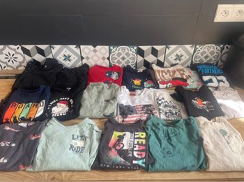 Lots tee shirts manches longues taille 4 ans