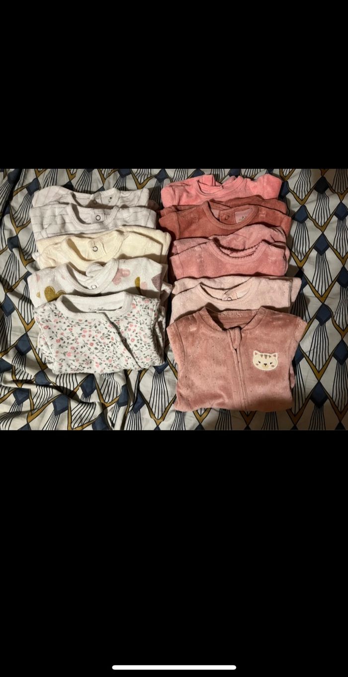 Lot  fille taille 1 mois - photo numéro 2