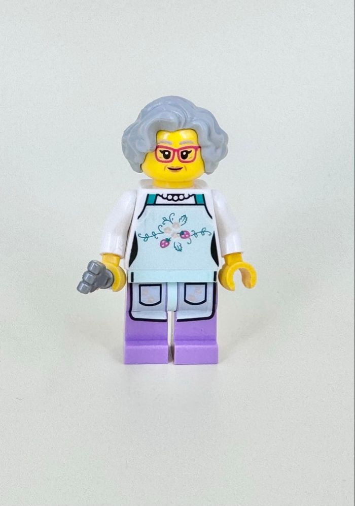 Lego Figurines Ideas : La Nonna en atelier Pâtisserie de la Riviera Italienne - NEUF - photo numéro 2