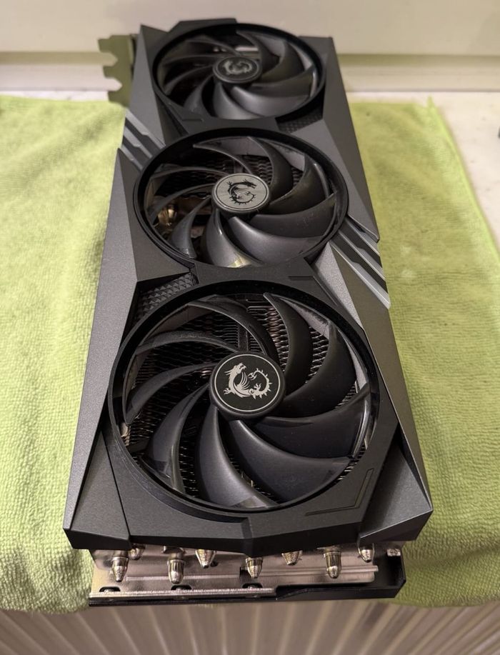 Geforce RTX 4090 Gaming Trio - photo numéro 4