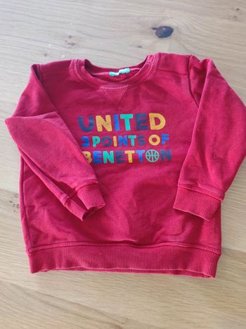 Pull Benetton rouge 18/24 mois